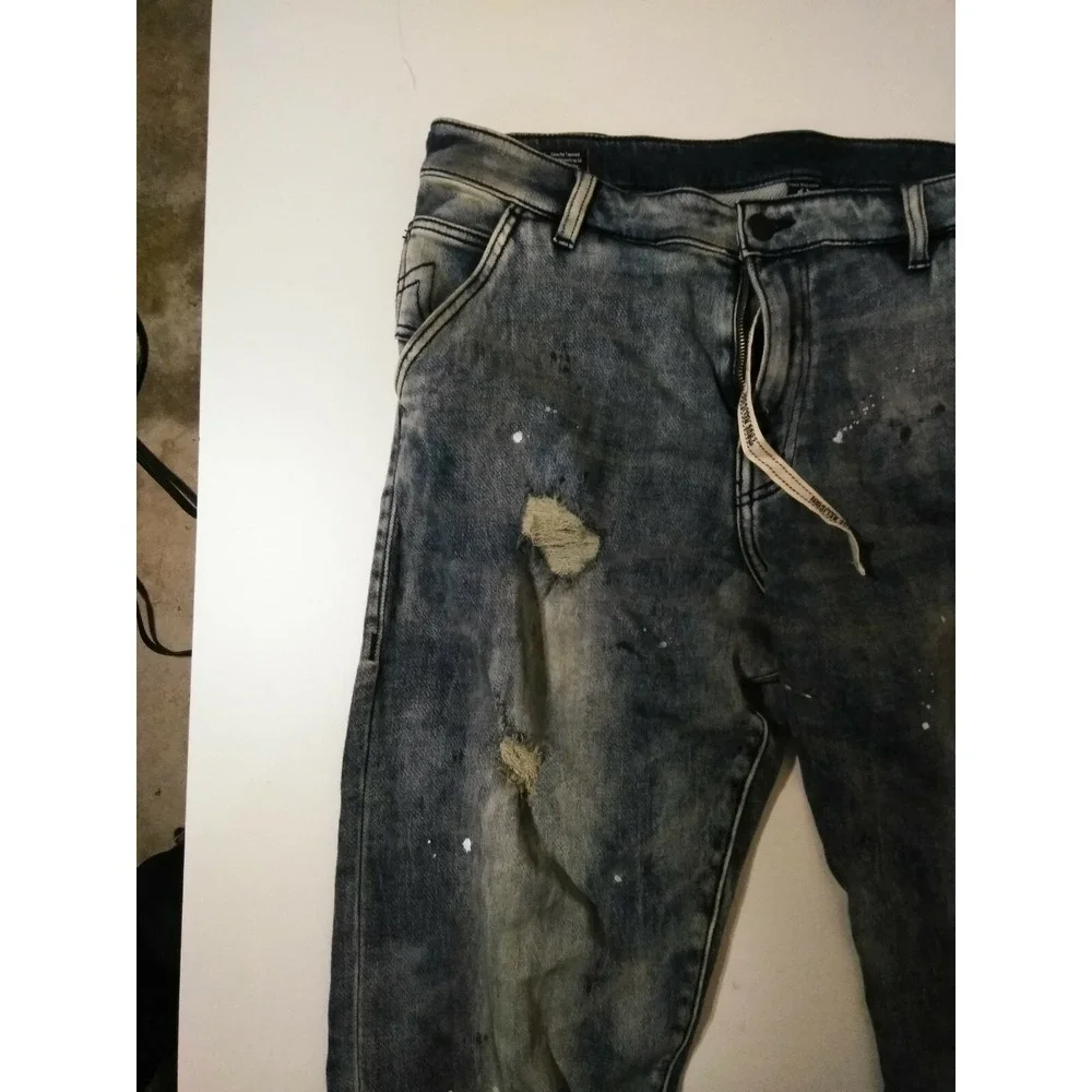 True Religion  Men's Dean Slim Tapered Distressing Jeans 38/31 @9